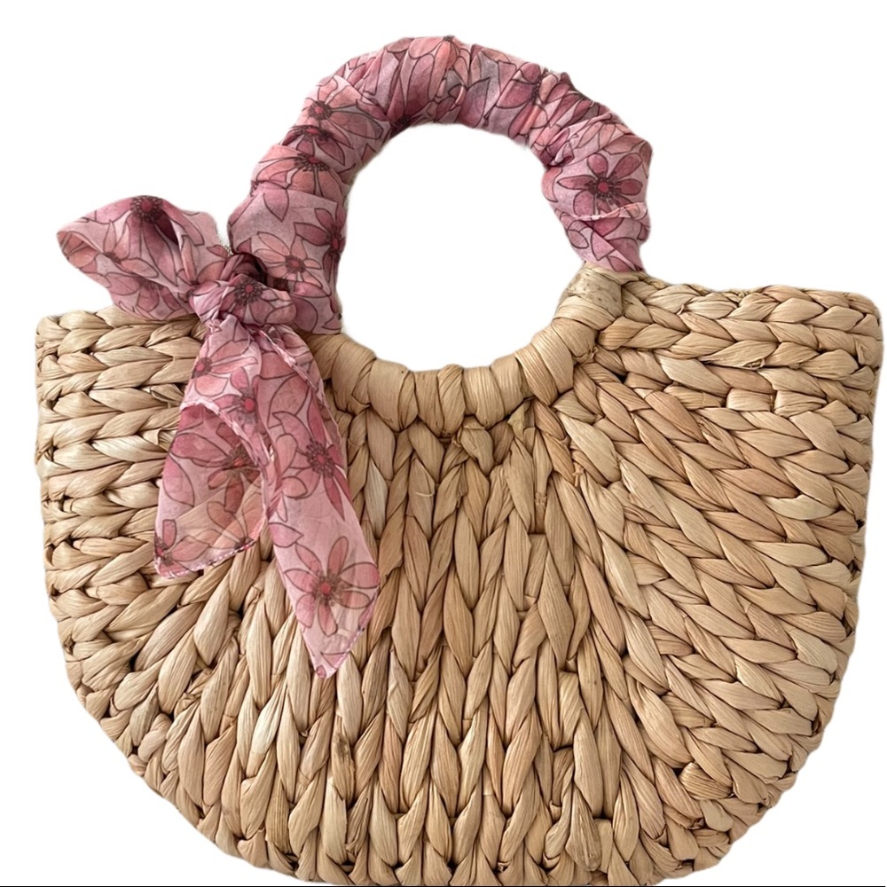 STRAW WOVEN BOHO SUMMER HANDBAG